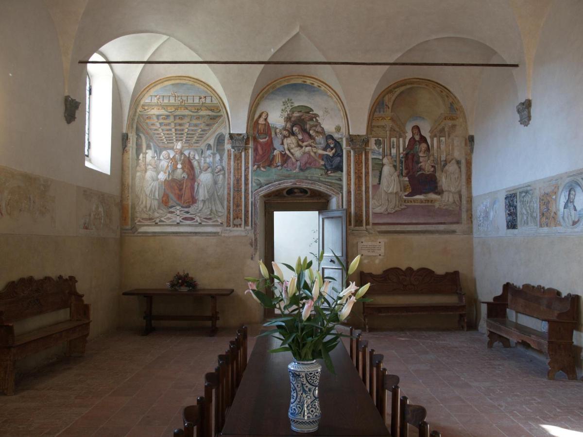 Вилла Monastero Sant'Anna In Camprena Пиенца Экстерьер фото