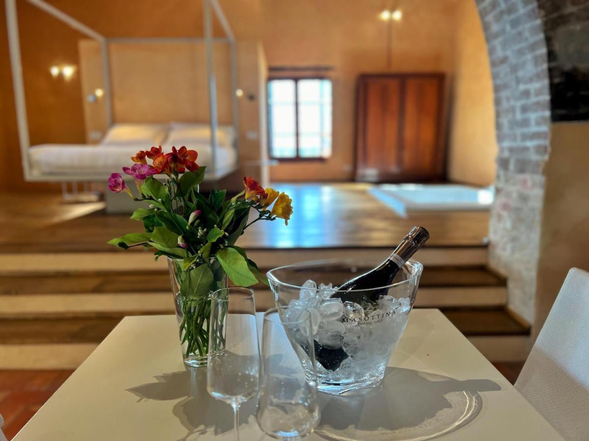 Вилла Monastero Sant'Anna In Camprena Пиенца Экстерьер фото